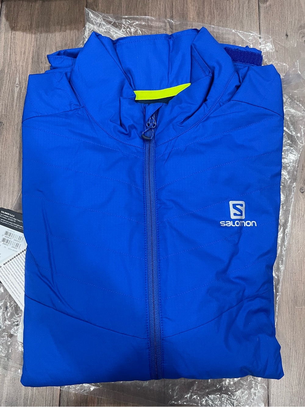 Salomon men’s Royal Blue Puffer Jacket with Lime Trim